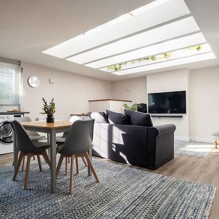 Light And Spacious Loft Apartment In Town Centre サウサンプトン エクステリア 写真